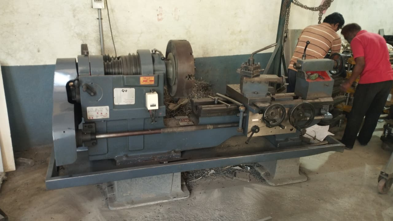 Lathe Machine (4.5)